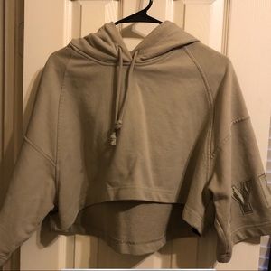 Cropped hoodie